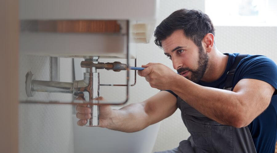 Sink faucet replacement in Blanford, IN